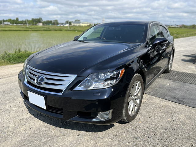 LS 600h Iパッケージ 4WD エアサスコントローラー
