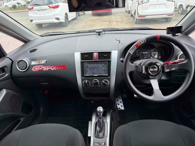 三菱 コルト 1.5 ラリーアート バージョンR ラリーアート バージョンR