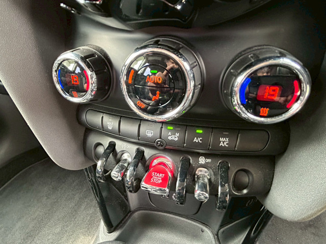 BMW MINI ミニ クーパー S 車検整備付 修復歴無 ナビ ETC付 の中古車