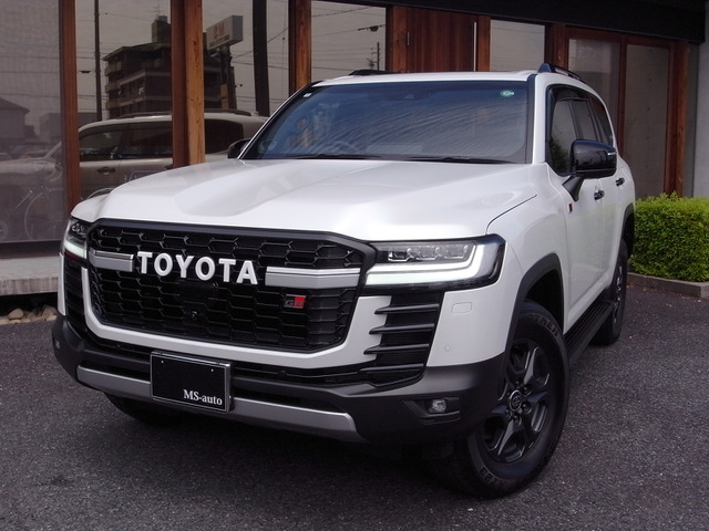 トヨタ ランドクルーザー300 