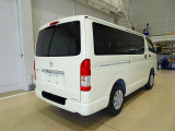 ハイエースバン 2.8 DX ロング GLパッケージ ディーゼル 4WD 1t 3/6人乗り 5ドア