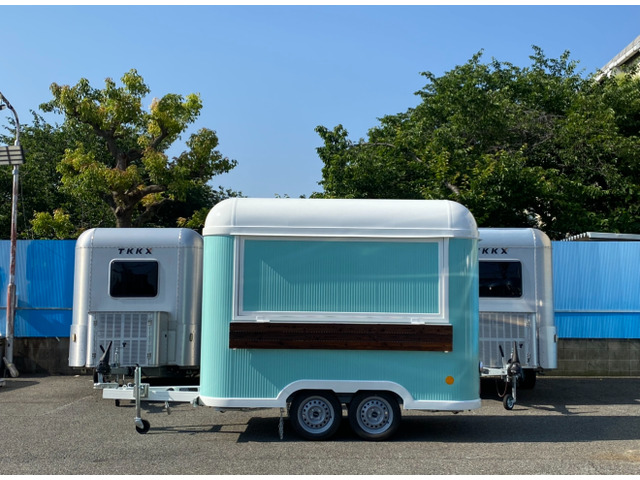その他 TKKX キッチントレーラー T001W 夏限定色 牽引免許不要 の中古