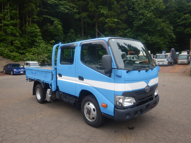 トヨエース  ダブルキャブ 4WD 5MT