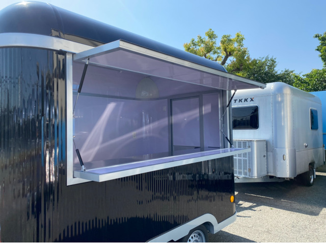 その他 TKKX キッチントレーラー 001W 特別仕様車 牽引免許不要 の中古