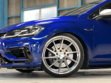 ホイール/AG WHEELS19インチアルミが装着されています!フルポリッシュのねじれスポークで個性的でスタイリッシュな印象が魅力です!