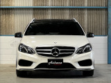 フロントビュー/メルセデスらしさが詰まったフロントビューです!サンルーフ装着車でルーフがブラックアウトされているのもスポーティさを感じられてGOODポイントですね!