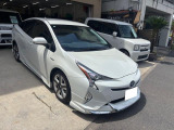 トヨタ プリウス
