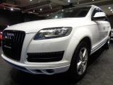 Q7 3.0 TFSI クワトロ 4WD 後期型3.0スーパーチャージャー4WD黒