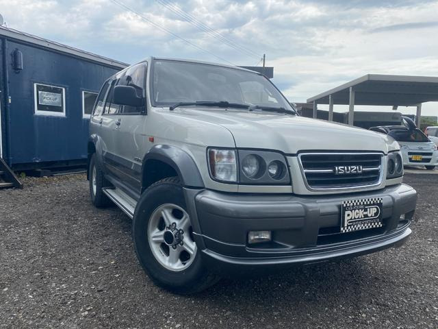 ビッグホーン 3.5 プレジールII ロング 4WD オートクルーズコントロールアルミホイール
