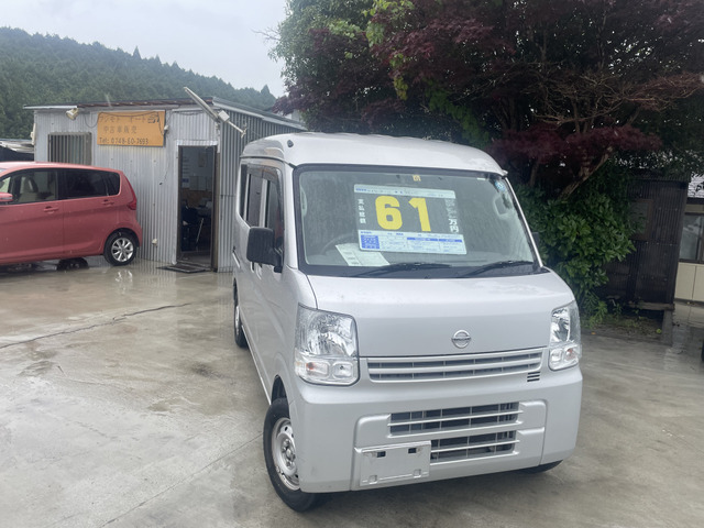NV100クリッパー  ナビ 2WD