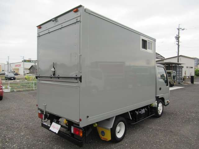 キャンター？エルフ？ ユニック車(クレーン付きトラック) 小型 ワイドロング の中古