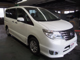 セレナ 2.0 ハイウェイスター 4WD 8人乗り CVT