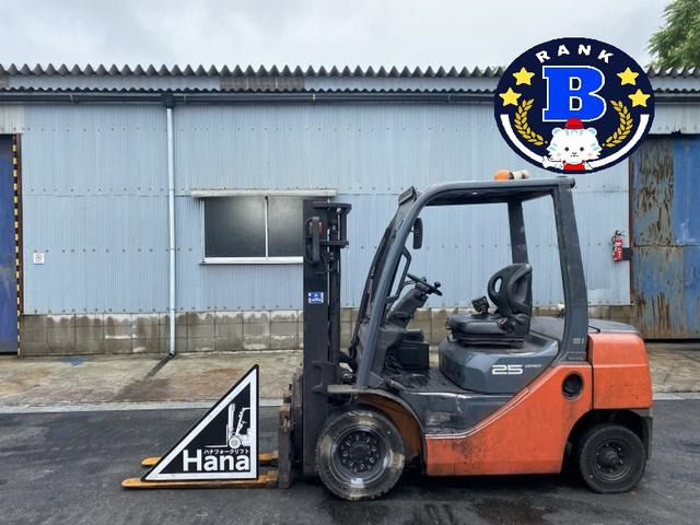 トヨタL&F エンジンフォークリフト 15830