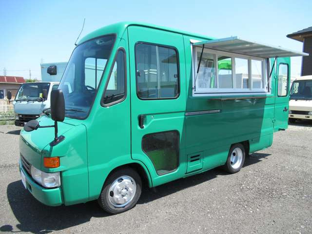 クイックデリバリー  3.7ディーゼル キッチンカー 移動販売車 フードトラック