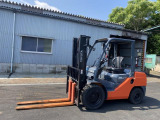 トヨタL&F エンジンフォークリフト 15888