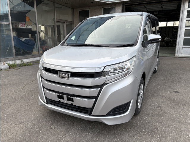ノア 2.0 X 4WD プリクラッシュセーフティ 寒冷地仕様