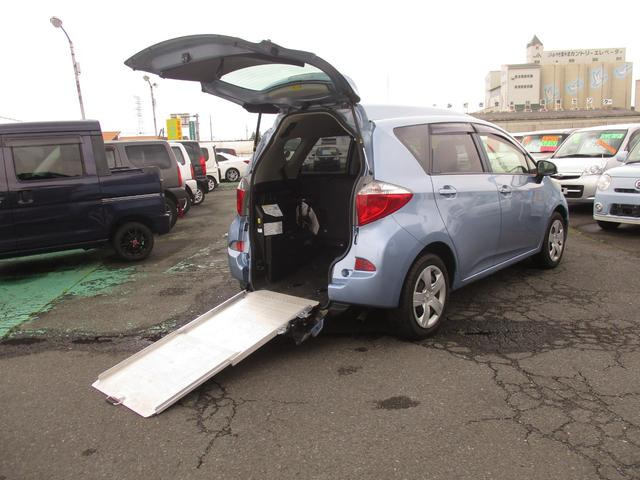 ラクティス 1.3 X 車いす仕様車タイプ1