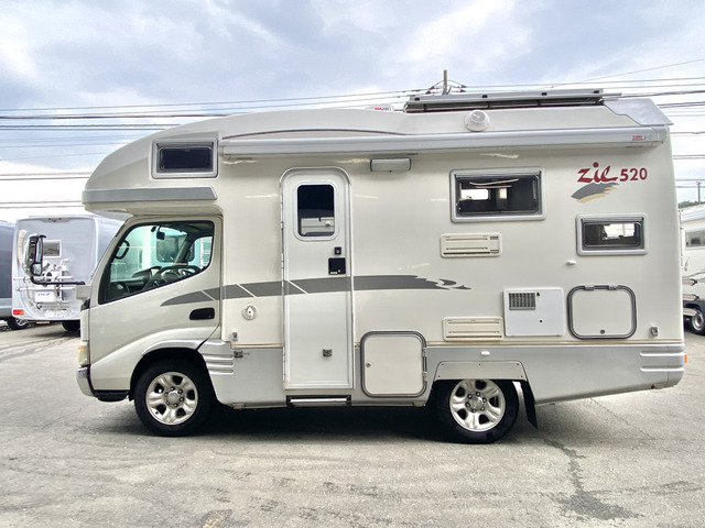 トヨタ カムロード キャンピング バンテック ジル520 4WD の中古