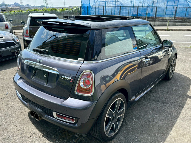 ミニクーパー　クーパーS 車検満タン　ラッピング済み MINI型式：DBA-XS15（MINI）のクルマカタログ｜中古車の