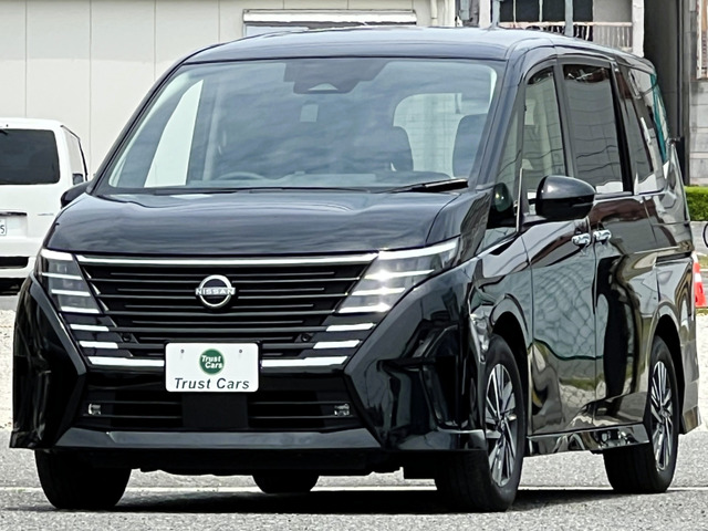 セレナ 2.0 ハイウェイスター V 