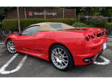 4.3リッターV8DOHC32バルブ