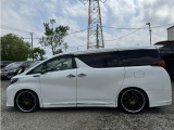 アルファード 3.5 SA 4WD TEINDampers22インチAWリアモニター