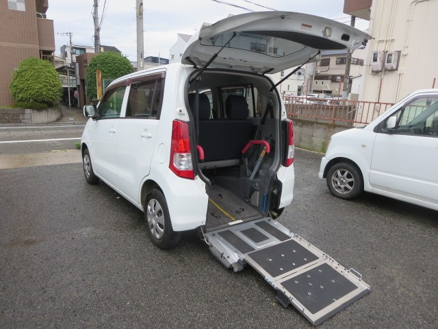 ワゴンR  ウィズ 車いす移動車 リヤシート付 電動固定式 ナビ TV ETC