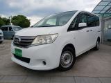 セレナ  福祉車両 送迎タイプ 電動ステップ