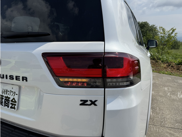 トヨタ ランドクルーザー300 3.5 ZX 4WD プレシャスホワイトパール の