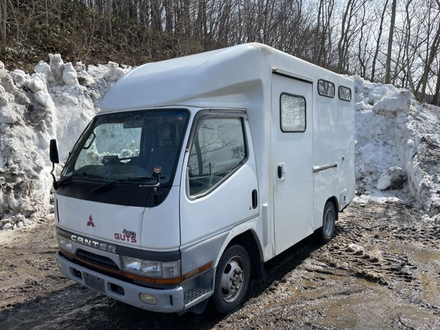 キャンターガッツ 2.8 ロング 全低床 ディーゼル 4WD キャンピング・キッチンカーベ...