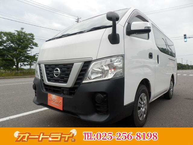 NV350キャラバン 2.5 DX ロング ディーゼル 4WD 9人乗り4WDナビETC