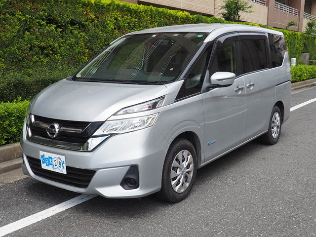 セレナ 2.0 X 衝突被害軽減ブレーキ 左側自動ドア