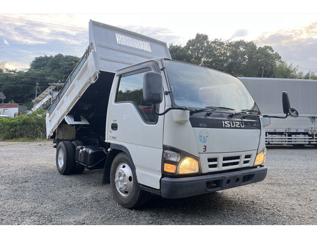エルフ ダンプ 積載3000kg 新明和