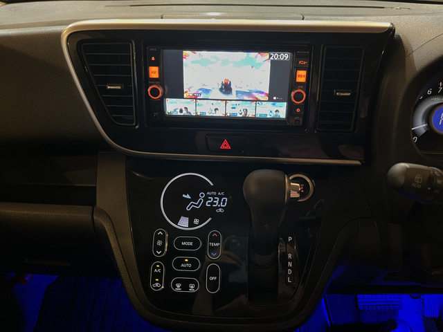 日産 デイズルークス ハイウェイスター ターボ ナビTV全方位カメラ両側
