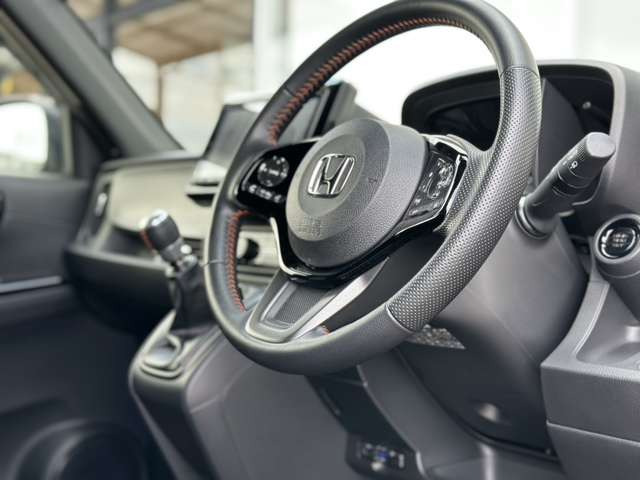 HONDA N-ONE RS（6MT）ステアリングホイール本体 N-ONE RS 6MT ホンダ 届出済未使用車は静岡県 松下