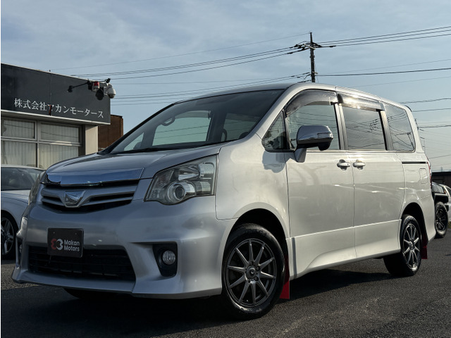 ノア 2.0 Si 4WD Bカメラ ETC スマートキー ナビ