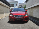 V50 2.0 クラシック サンルーフ 黒革シート バックカメラ