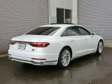 A8 60 TFSI クワトロ 4WD サンルーフ
