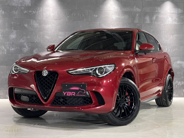 ステルヴィオ 2.9 V6 ビターボ クアドリフォリオ 4WD 1年保障 禁煙 1オーナー 純正AW...