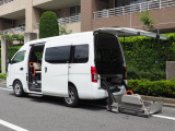 日産 NV350キャラバン