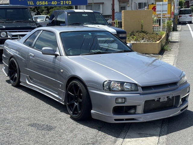 スカイライン 2.5 25GT ターボ 2ドアクーペ純正5速ターボ保証書フルバケ