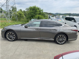 LS 500h バージョンL 4WD サンルーフ エンスタ ドラレコ