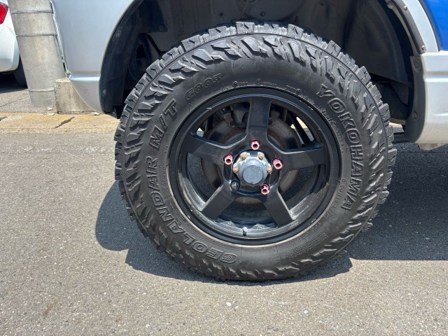 スズキ ジムニー FIS フリースタイル ワールドカップ リミテッド 4WD
