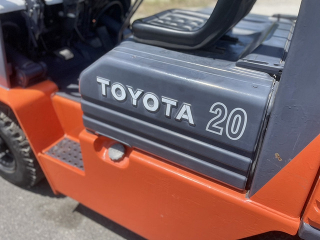 その他 トヨタL&F エンジンフォークリフト 2トン 5FGL20 ヒンジ