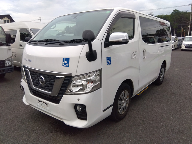 NV350キャラバンワゴン 2.5 GX ロング 低床 10人乗り 送迎仕様