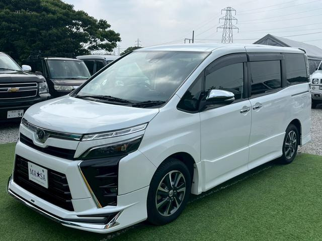 ヴォクシー 2.0 ZS 煌II 10インチナビ 両側パワスラ