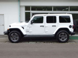 ラングラー アンリミテッド サハラ 2.0L 4WD 1オーナー 買取&禁煙車 純18AW