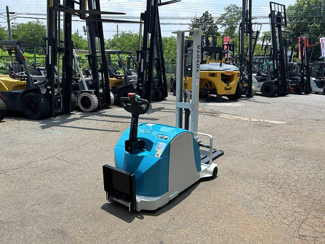 その他 トヨタL&F ウォーキー ウォーキーリフト 1.5m 900kg の中古車