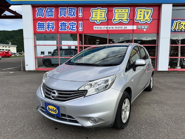 ノート  アクシス 4WD