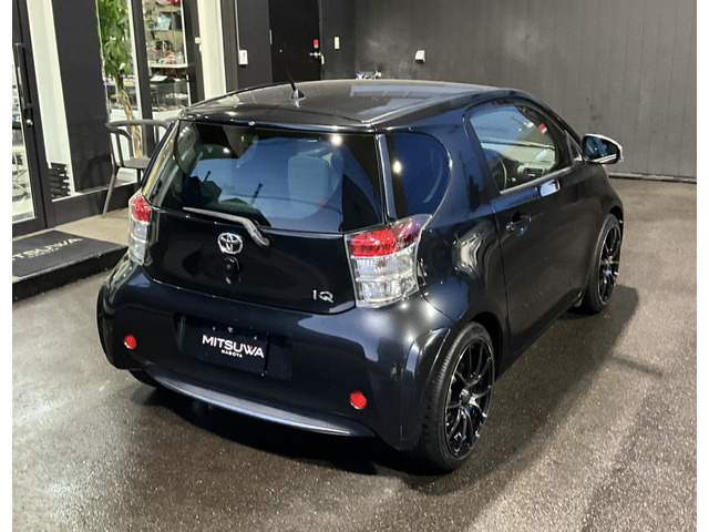 トヨタ iQ 1.3 130G MT の中古車詳細 (83,705km, ブラックM, 愛知県